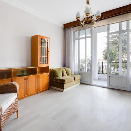 Sea View Retreat In Buyukada 1 Min To Ferry Hotel *